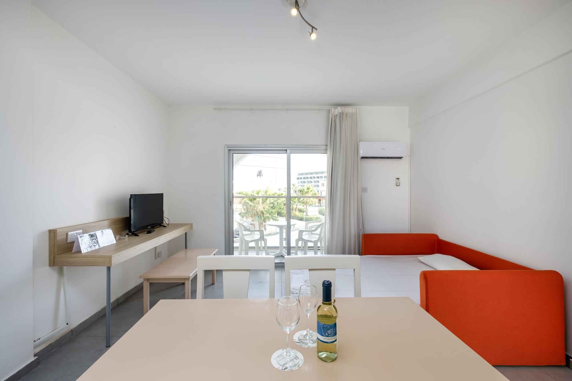 Pandream Hotel Apartments Pafos Dış mekan fotoğraf