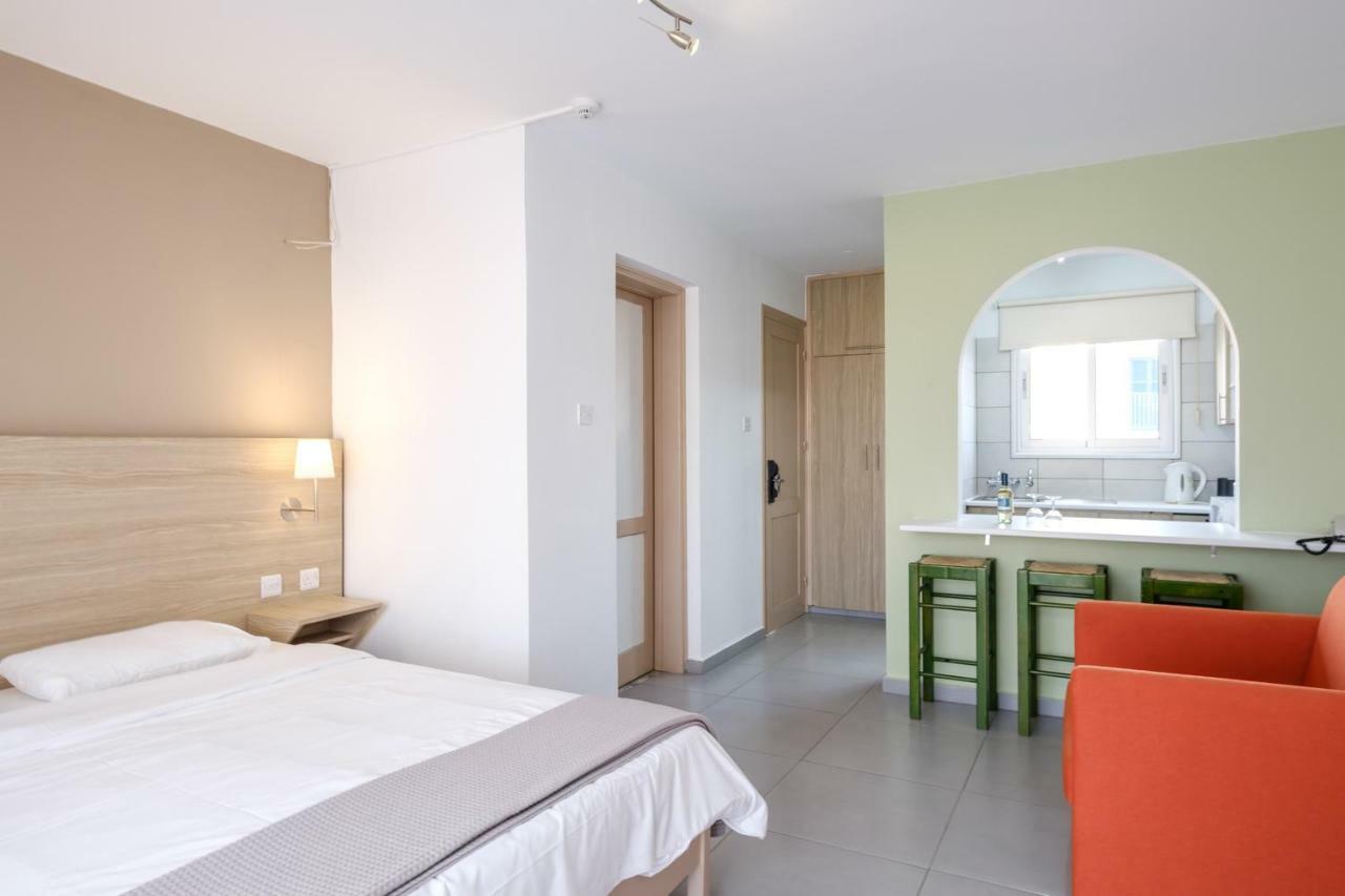 Pandream Hotel Apartments Pafos Dış mekan fotoğraf